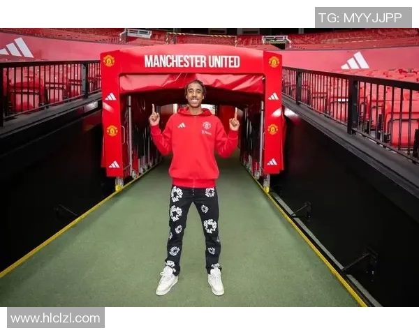 足球明星同款项链风靡全球 探索明星佩戴的独特时尚配饰