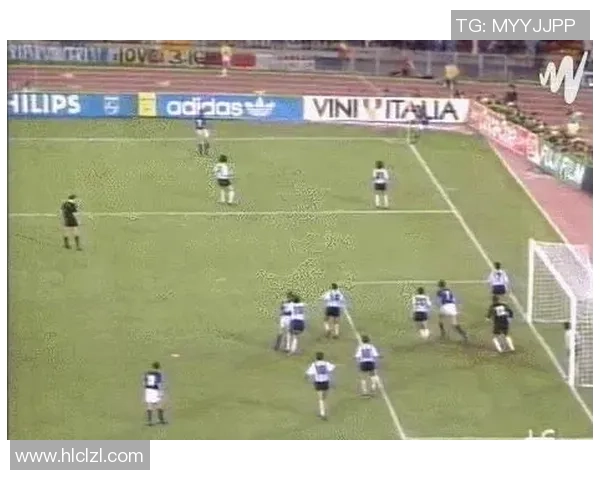 中国足球星球的璀璨之星：走近当今最受欢迎的球员与他们的传奇之路